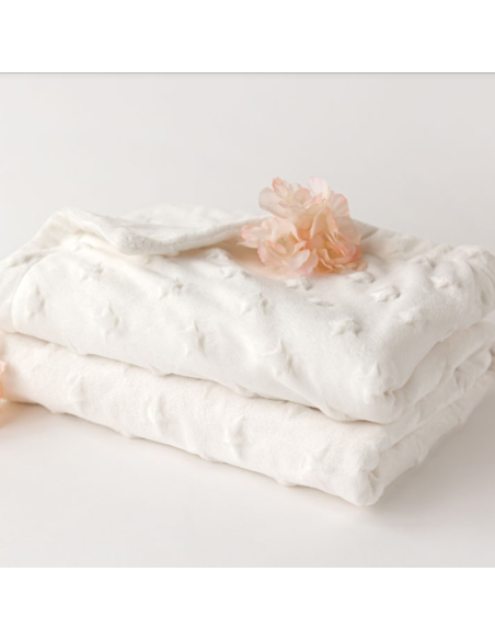Mantita de estrellas con relieve de Kio Kids