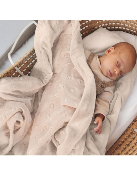 Mantita de estrellas con relieve de Kio Kids